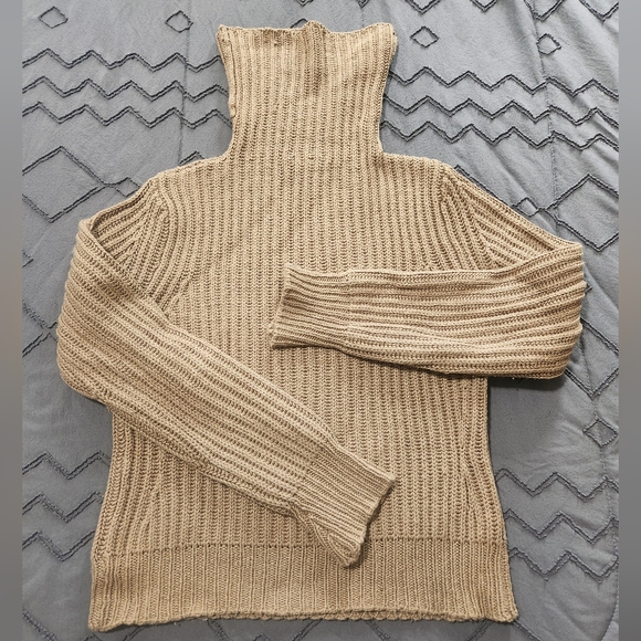Kier + J Turtle neck sweater EUC - Picture 4 of 5